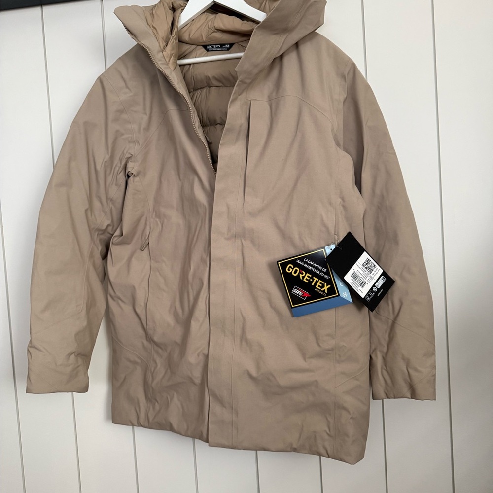 New Arc’teryx Therme Down Insulated GORE-TEX Beige Coat Size Medium